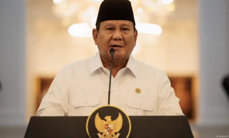 Indonesia di Persimpangan: Krisis Kebijakan dan Reformasi Pemerintahan 2025